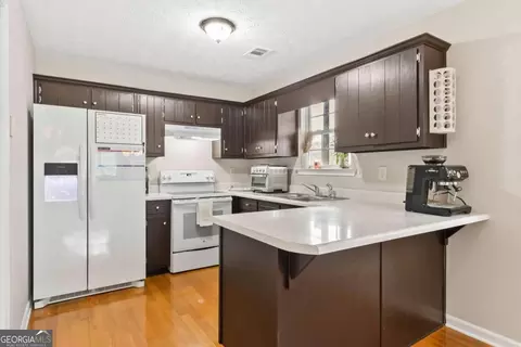 Kitchen - 132 Millstone Dr, Commerce, GA 30530 photo 1 of 2