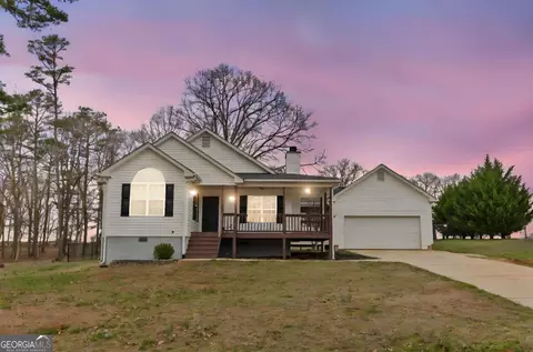 Exterior - 132 Millstone Dr, Commerce, GA 30530 photo 2 of 6