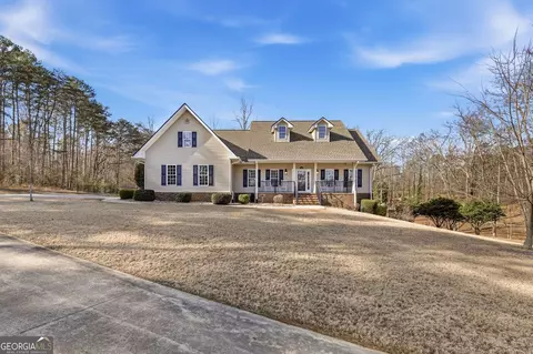 Exterior - 1046 Chase Rd, Cornelia, GA 30531 photo 16 of 17