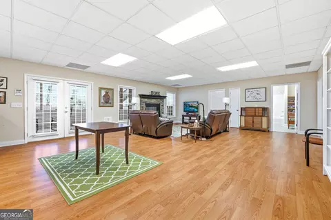 Living - 1046 Chase Rd, Cornelia, GA 30531 photo 2 of 5
