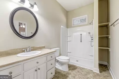 Bath - 1046 Chase Rd, Cornelia, GA 30531 photo 5 of 5