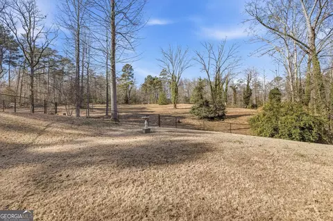 Exterior - 1046 Chase Rd, Cornelia, GA 30531 photo 14 of 17