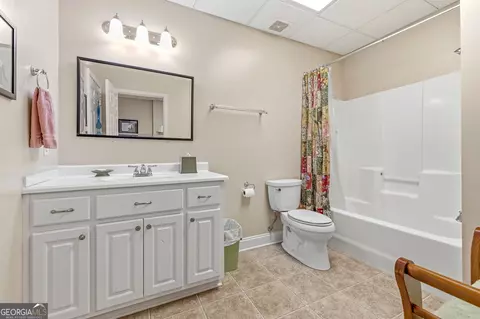 Bath - 1046 Chase Rd, Cornelia, GA 30531 photo 4 of 5