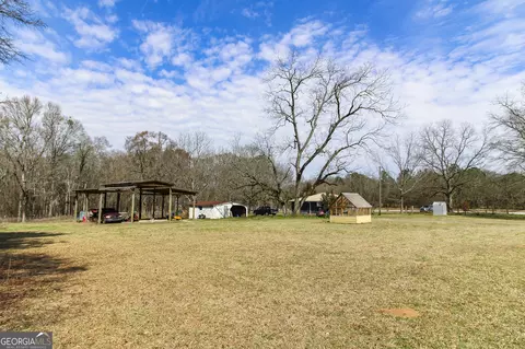 Exterior - 1774 Union Point Rd, Stephens, GA 30667 photo 8 of 12
