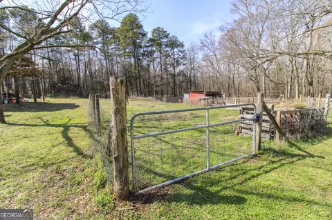 Exterior - 1774 Union Point Rd, Stephens, GA 30667 photo 5 of 12