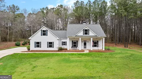 67 Spear Cir, Senoia, GA 30276