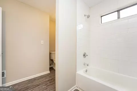 Bath - 232 Farmbrook Pkwy, Stockbridge, GA 30281 photo 1 of 4