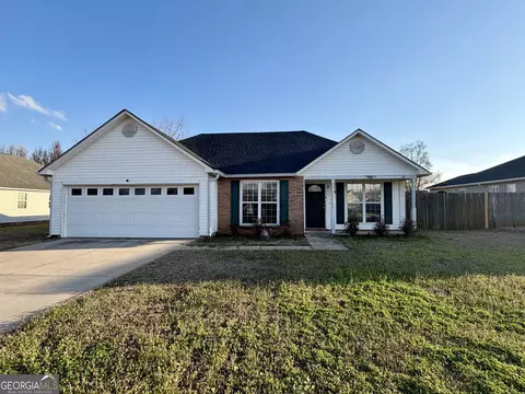 212 Wynfield Ln, Bonaire, GA 31005