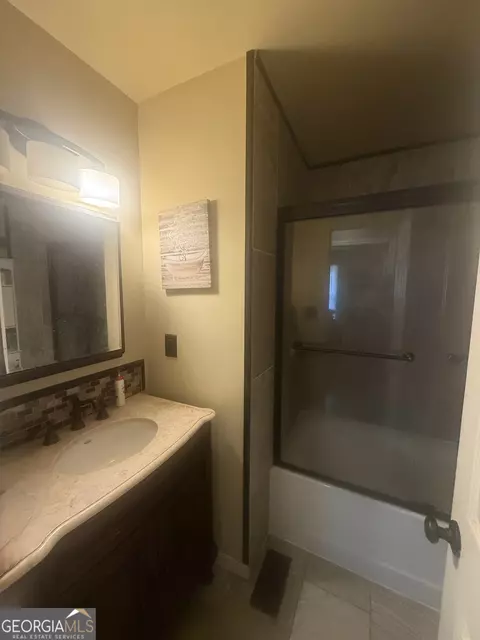 Bath - 245 W James Cir, Hampton, GA 30228 photo 2 of 2