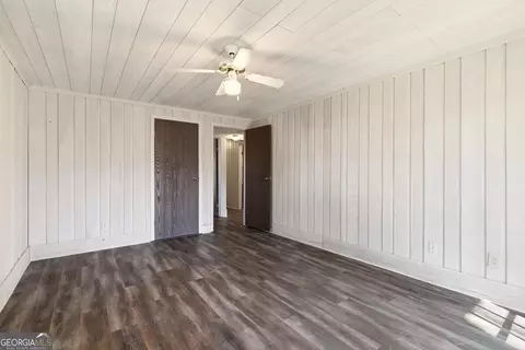 Bedroom - 452 E Sugarbush Dr, Dillard, GA 30537 photo 1 of 5