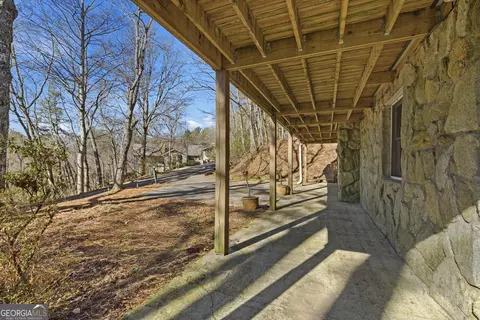 Exterior - 452 E Sugarbush Dr, Dillard, GA 30537 photo 5 of 8