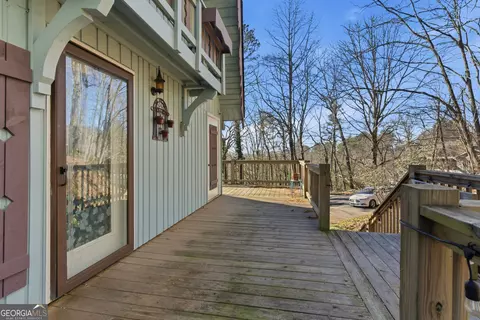 Exterior - 452 E Sugarbush Dr, Dillard, GA 30537 photo 6 of 8