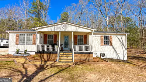 216 Ponderosa Ln, Barnesville, GA 30204