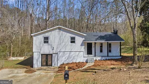120 Acorn Dr, Dallas, GA 30157