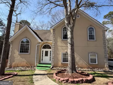 9491 Lakeview Ct, Douglasville, GA 30135