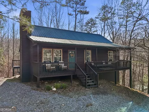 589 Spalding Cir, Ellijay, GA 30540