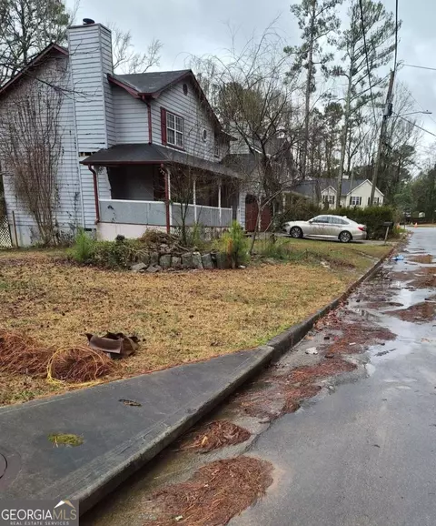 512 Ryan Pl, Stone Mountain, GA 30087