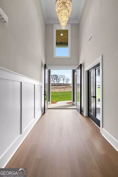 Entry Way - 246 S Smith Rd, Lagrange, GA 30241 photo 2 of 7