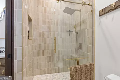Bath - 58 Buttons Ln, Dillard, GA 30537 photo 3 of 10