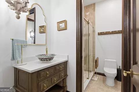 Bath - 58 Buttons Ln, Dillard, GA 30537 photo 2 of 10