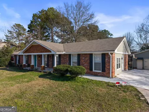 599 Honey Creek Rd SE, Conyers, GA 30094