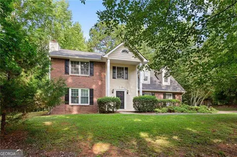 115 Granby Ln, Fayetteville, GA 30215