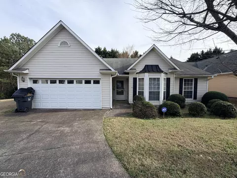 1644 Crestfield Ln, Lawrenceville, GA 30043