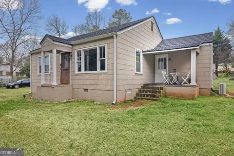 1532 High Falls Rd, Griffin, GA 30223