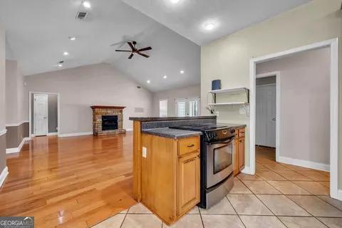 Other - 540 Pinegrove Dr, Dublin, GA 31021 photo 2 of 7
