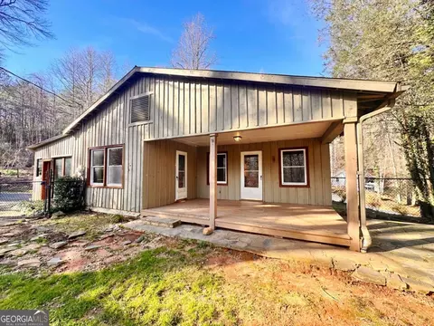 181 Barnyard Ln, Clayton, GA 30525