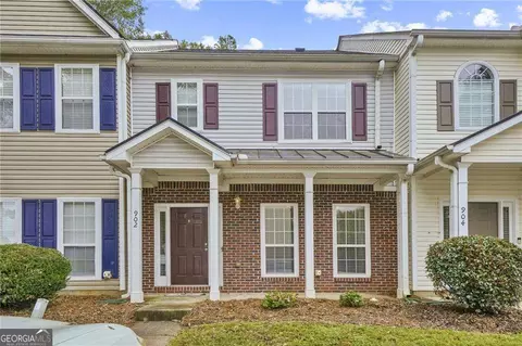 902 Tree Creek Blvd, Lawrenceville, GA 30043