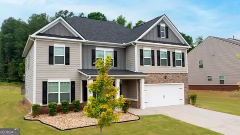 8084 Louis Dr, Locust Grove, GA 30248