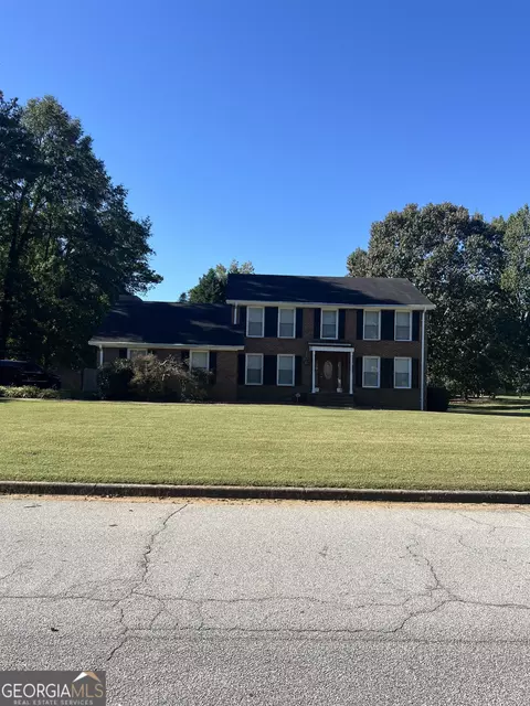 3904 Laurel Crest Dr, Snellville, GA 30039