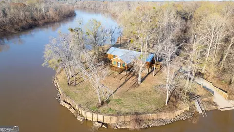 6 Three Rivers Estates Rd, Uvalda, GA 30473