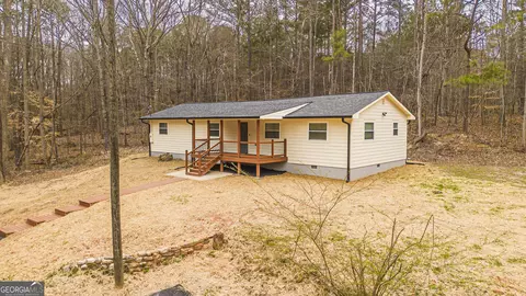 44 Pittman Dr, Whitesburg, GA 30185