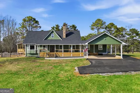 858 Honeysuckle Ln, Temple, GA 30179