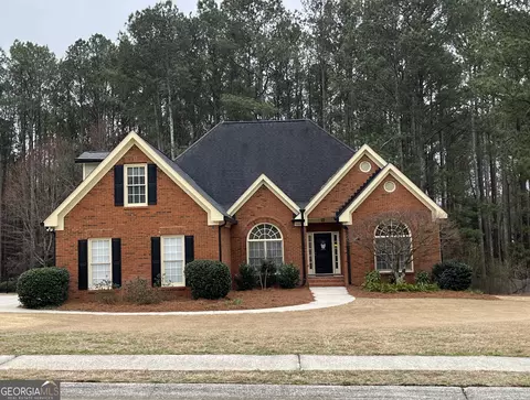 7524 Greens Mill Dr, Loganville, GA 30052