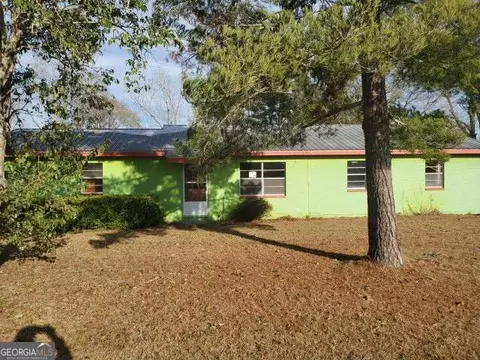 153 Bush Ave, Fitzgerald, GA 31750