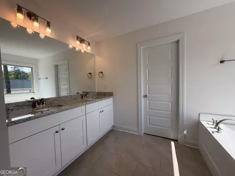 685 Giles Rd, Forsyth, GA 31029 photo 8