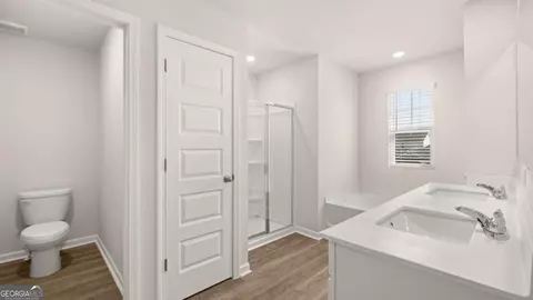 Entry Way - 438 Abbott Rd, Statham, GA 30666 photo 5 of 12