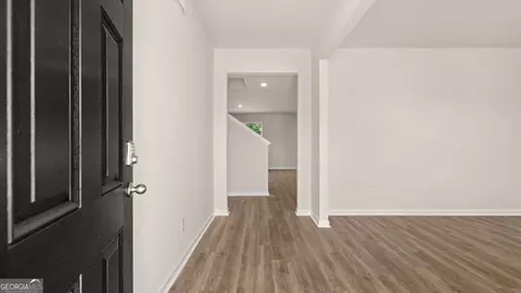 Entry Way - 438 Abbott Rd, Statham, GA 30666 photo 8 of 12
