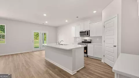 Entry Way - 438 Abbott Rd, Statham, GA 30666 photo 1 of 12