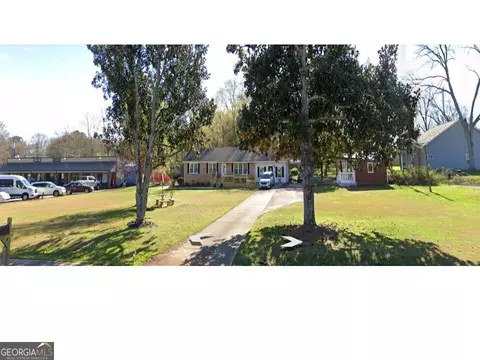 8795 Maysville Rd, Maysville, GA 30558