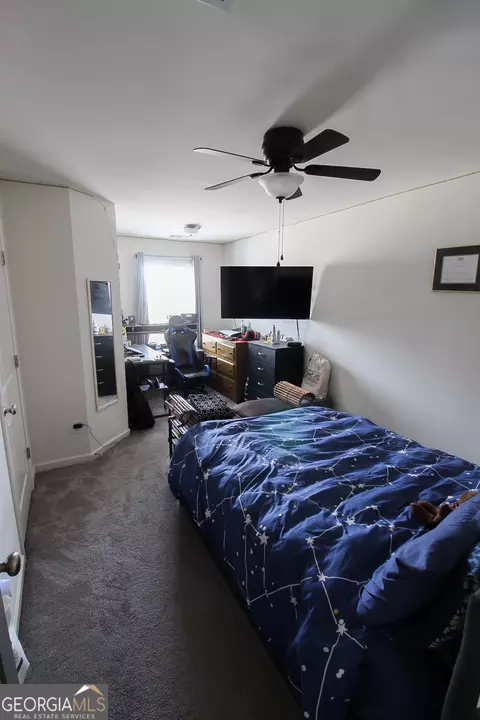2213 Triple Crown Ln, Lithonia, GA 30058
