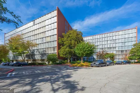 3060 Pharr Court North NW #223, Atlanta, GA 30305