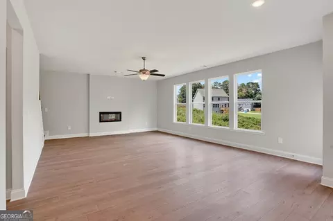 Living - 65 Shelby Ct, Commerce, GA 30529 photo 1 of 8