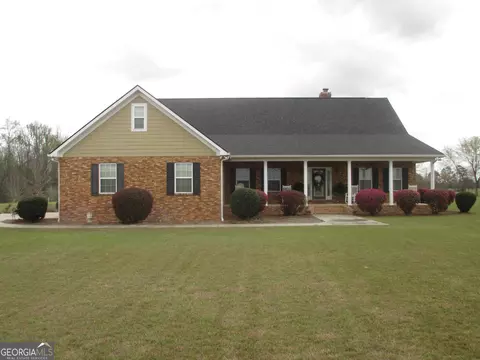 40 Comer Yawn Rd, Hazlehurst, GA 31539