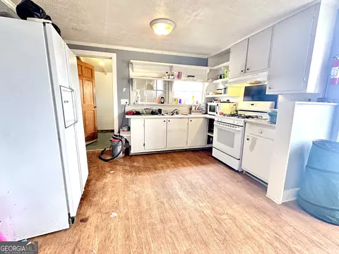 Kitchen - 143 Willis Cir, Lagrange, GA 30241 photo 1 of 1