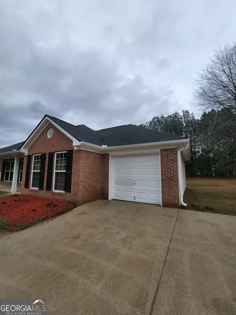 4740 Brookwood Vw, Atlanta, GA 30349