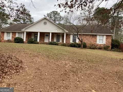 274 Trinity Rd, Dublin, GA 31021